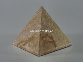 kombarbalit, pyramida